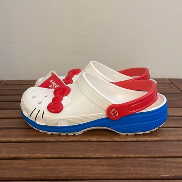 NWT Crocs Hello Kitty Clog Women Size 9 Men Size 7 - Picture 4 of 9